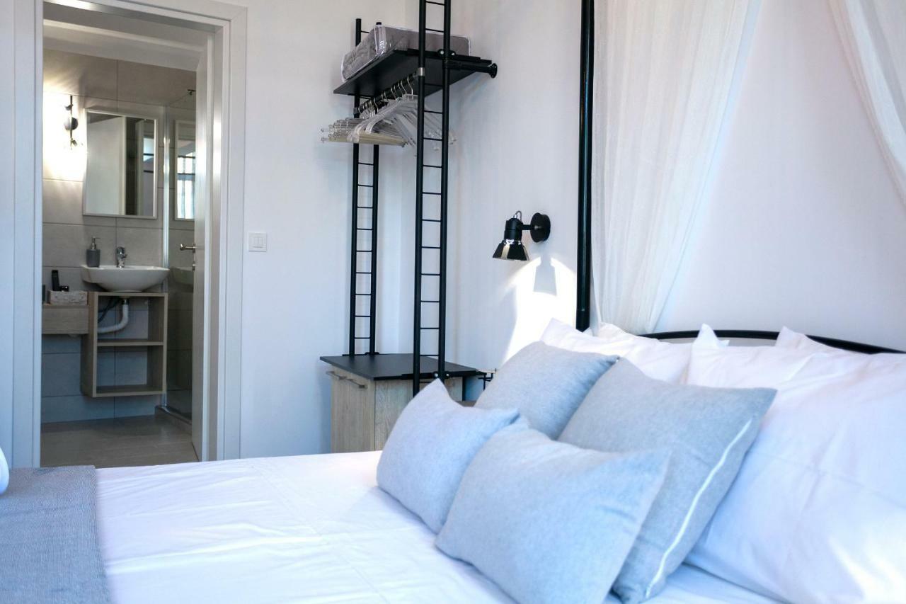 Ferienwohnung Aristophanes Luxury Flat Psyrri Square Athen Exterior foto